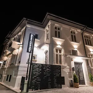 2* Nocleg ze śniadaniem George&dragon